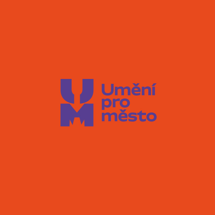 um-1